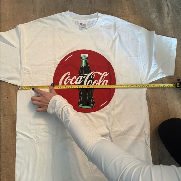 Vintage XL Men’s Hanes Coca Cola Tee Shirt - Picture 5 of 7